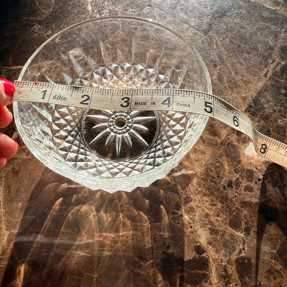Vintage Diamond Starburst Pattern Glass Bowl - Picture 3 of 10